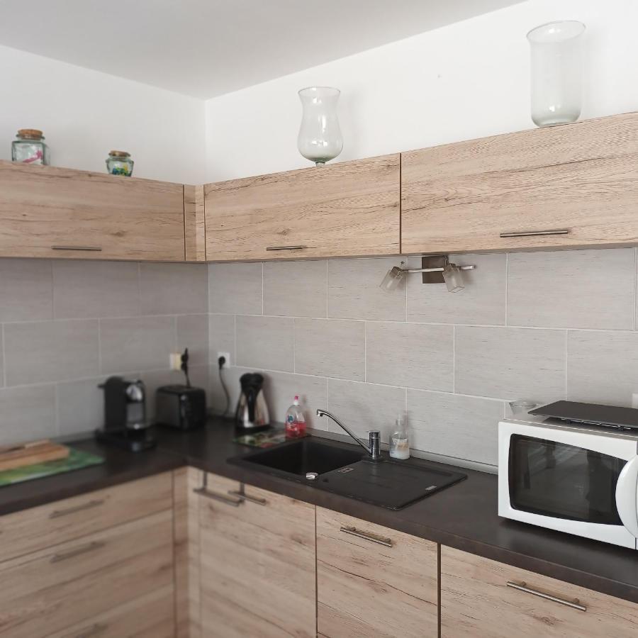 Paisible P2 Pour 4 Voyageurs Βίλα Saint-Gilles  Εξωτερικό φωτογραφία