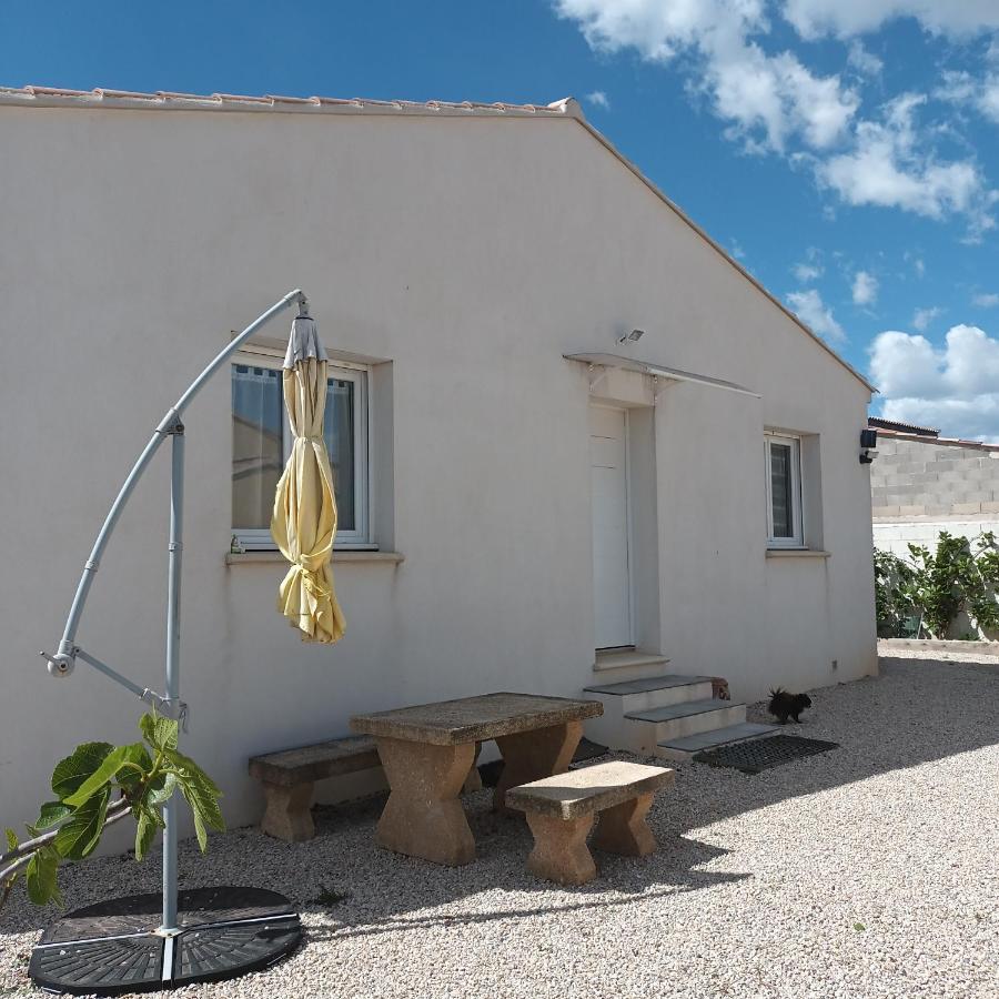 Paisible P2 Pour 4 Voyageurs Βίλα Saint-Gilles  Εξωτερικό φωτογραφία